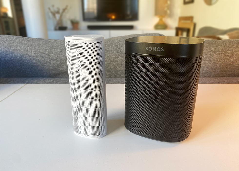 Sonos Roam VS Sonos One - Difference - Size